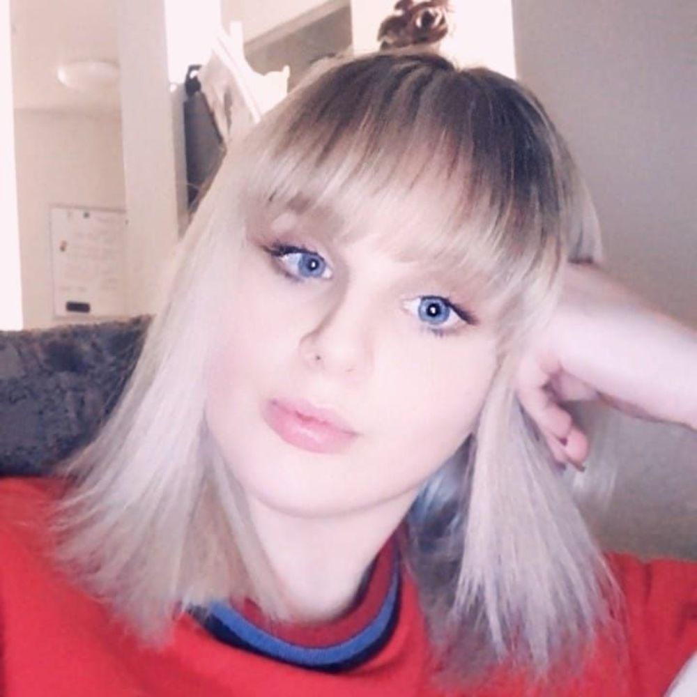 Meet your Posher, Lillian marie